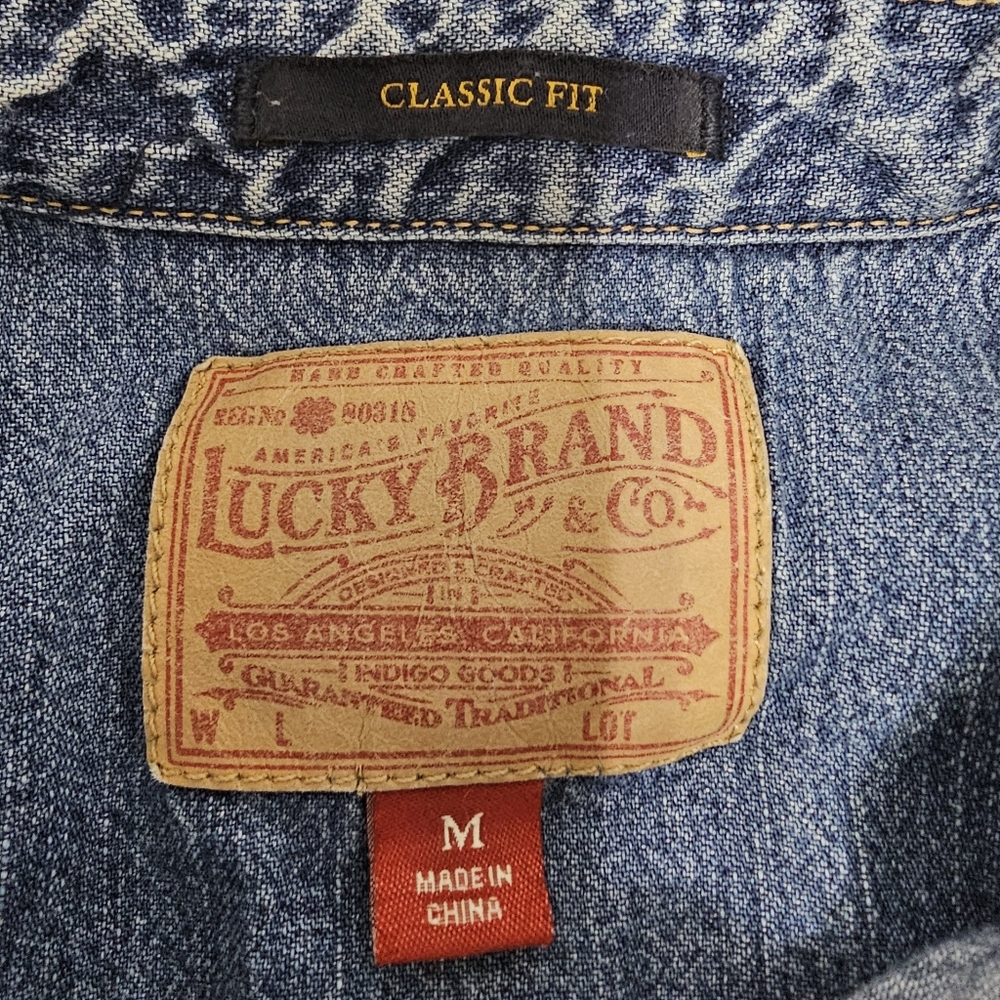 Lucky Brand Denim Shirt Men’s Medium Classic Fit Long Sleeve Button Up Blue - Picture 4 of 8